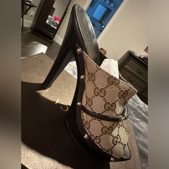 Authentic Gucci Beige/Brown GG Canvas and Leather Icon Bit Platform Clogs - Picture 11 of 13